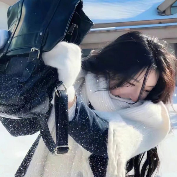 想被拥抱的12个女人